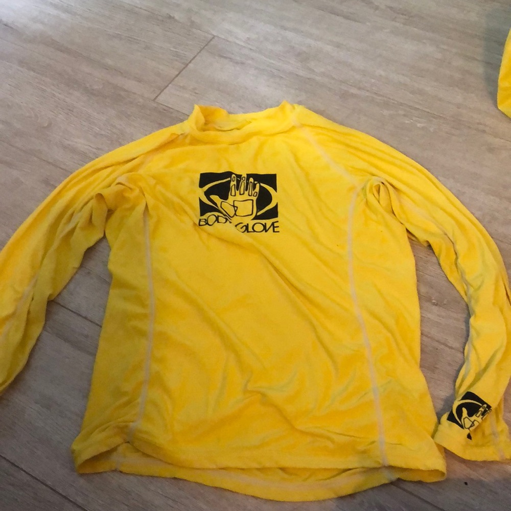 Boys small yellow body glove long sleeve